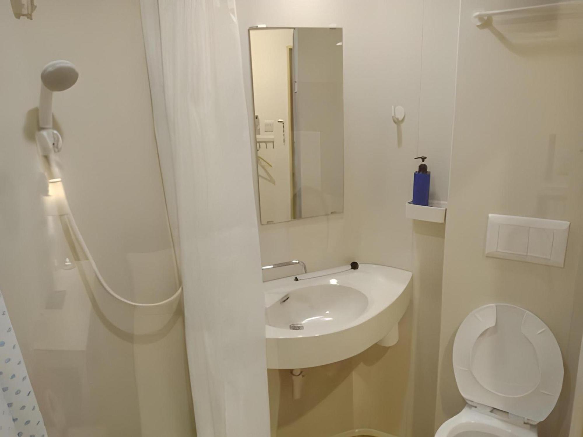 Oyo 91068 Elephant House Boutique Hotel George Town Eksteriør billede