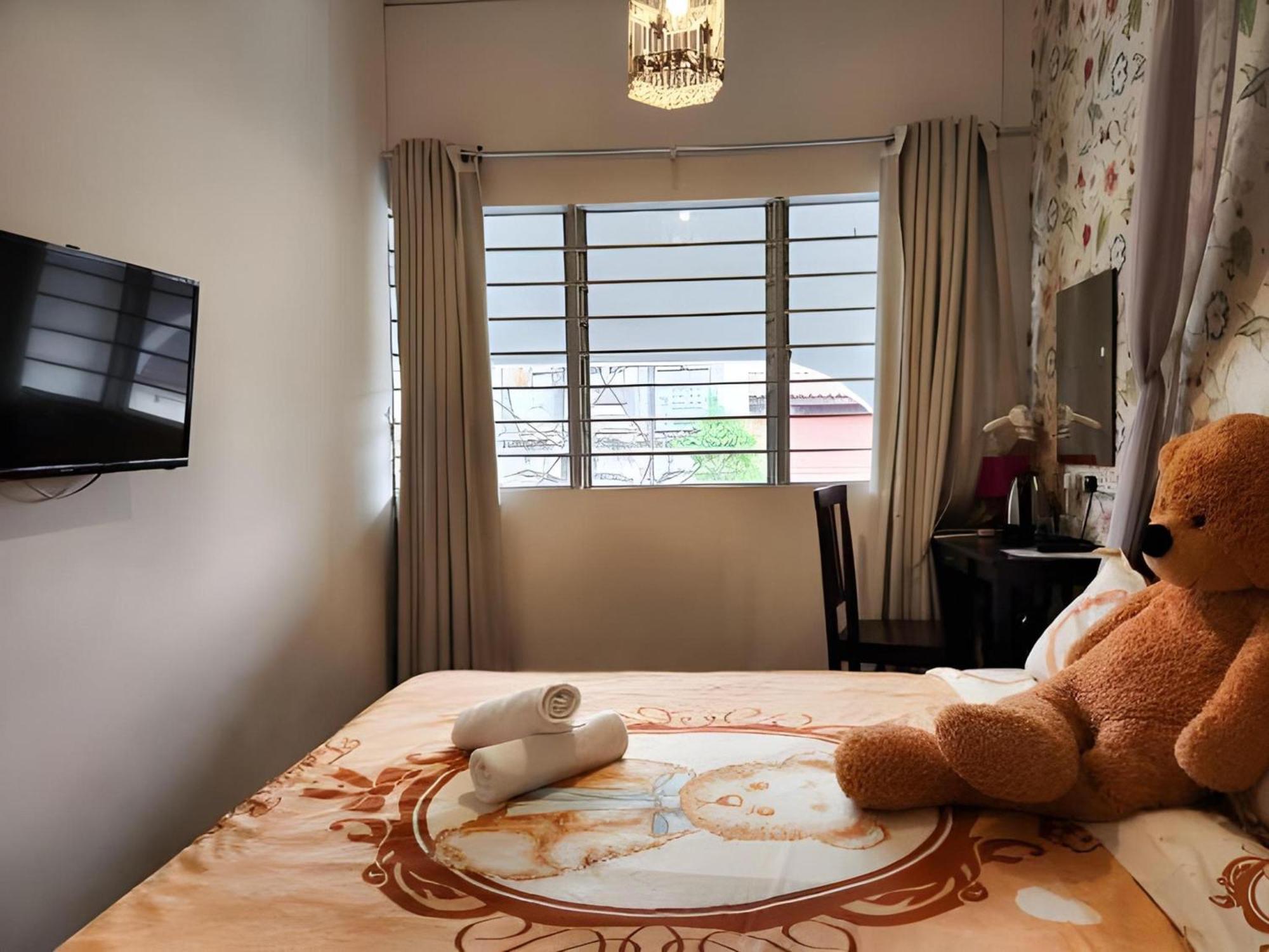 Oyo 91068 Elephant House Boutique Hotel George Town Eksteriør billede